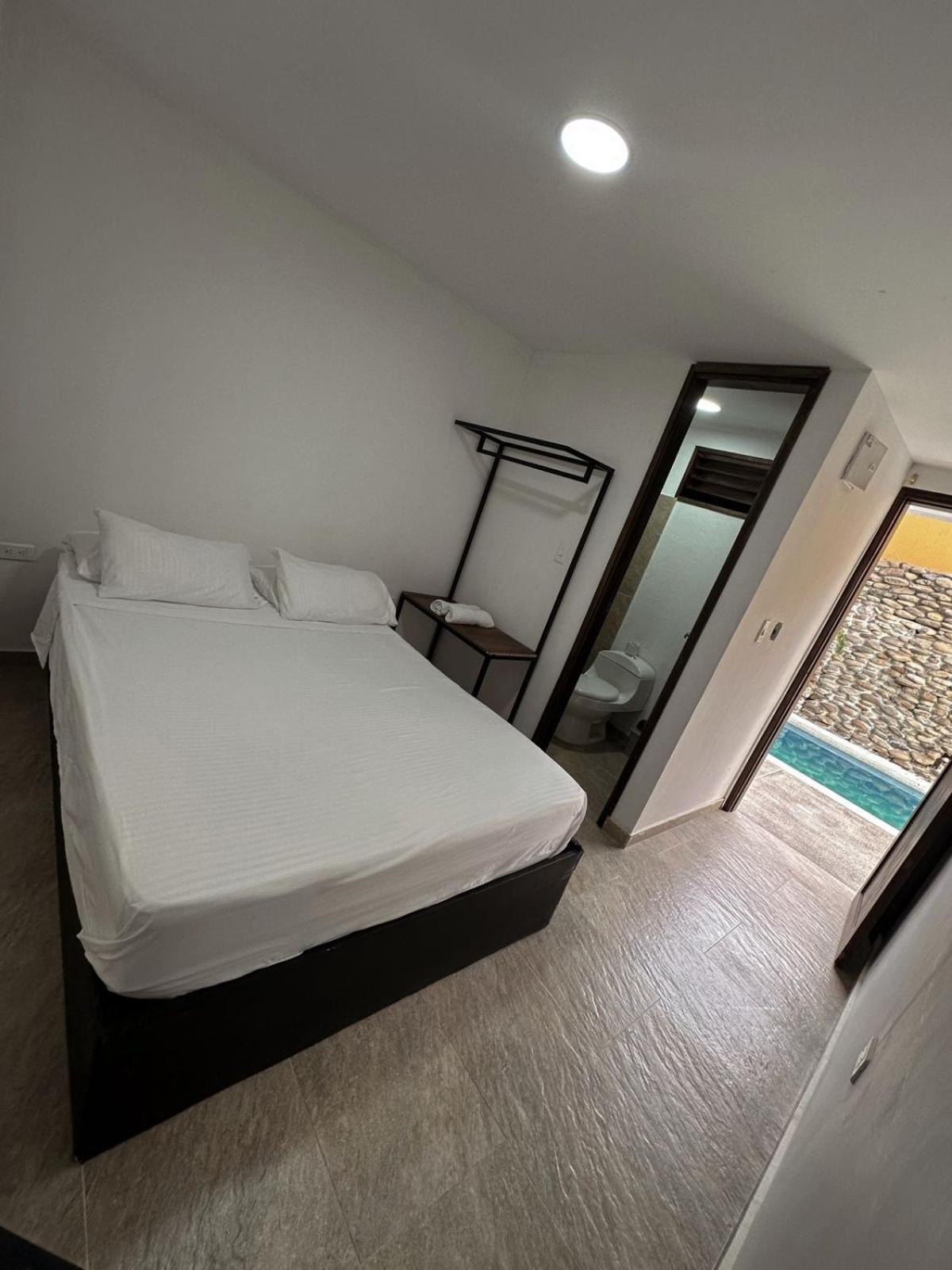 Hotel Victoria Queen Villavieja Dış mekan fotoğraf