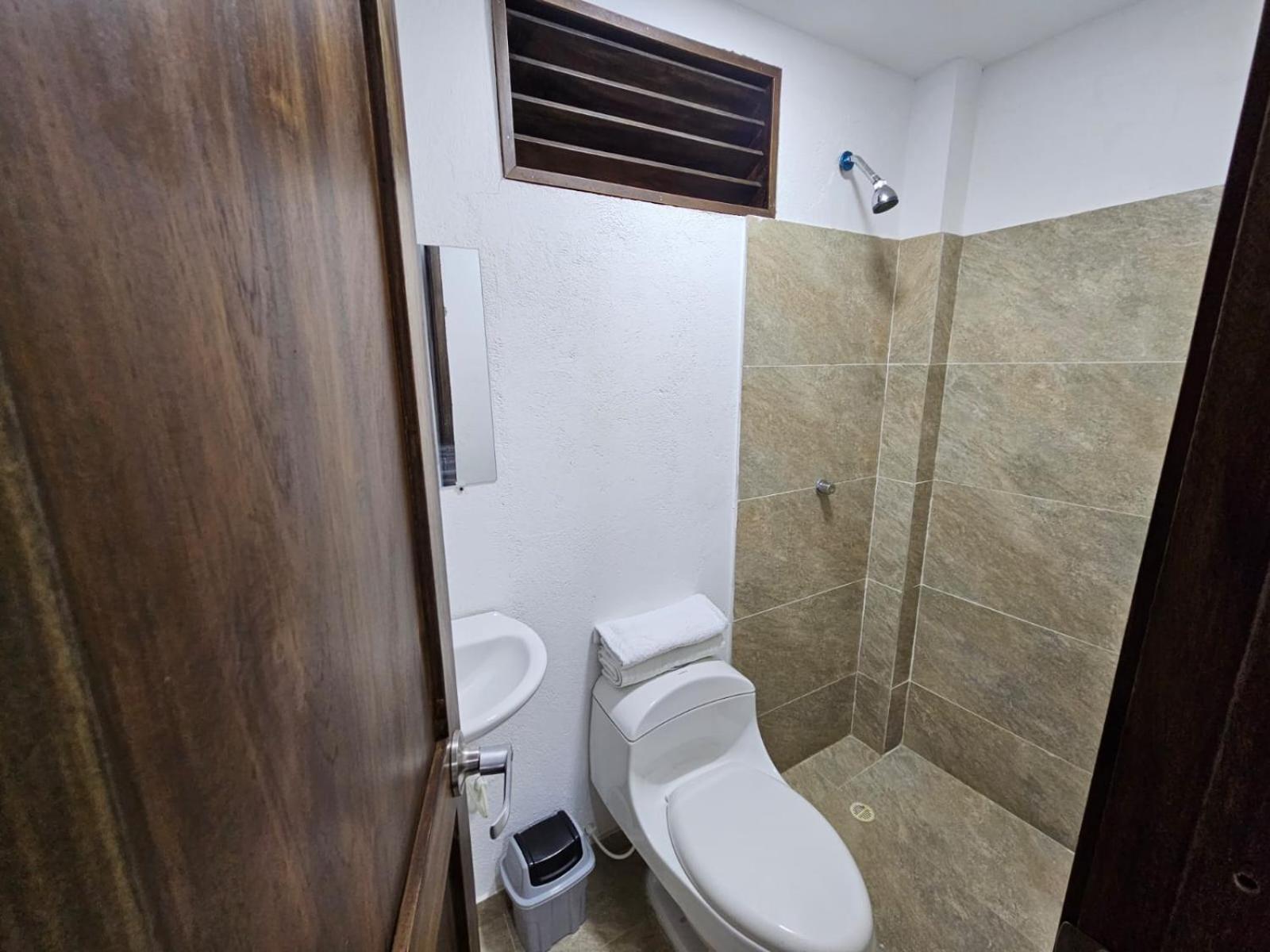 Hotel Victoria Queen Villavieja Dış mekan fotoğraf